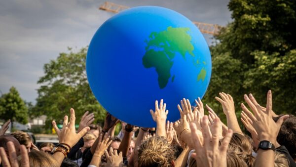 Seattle’s Leading Businesses Making a Difference: Inspiring Stories of Community Giving