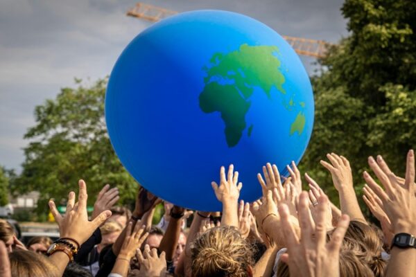 Seattle’s Leading Businesses Making a Difference: Inspiring Stories of Community Giving